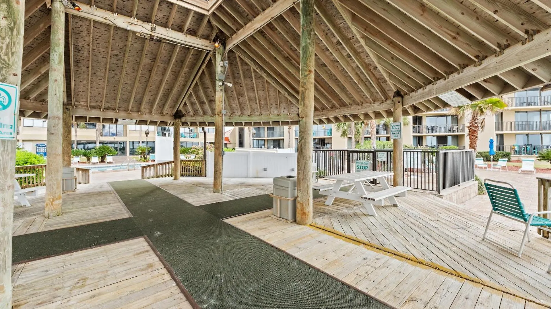 Апартаменты Summerhouse Beach Resort By Panhandle Getaways Панама-Сити